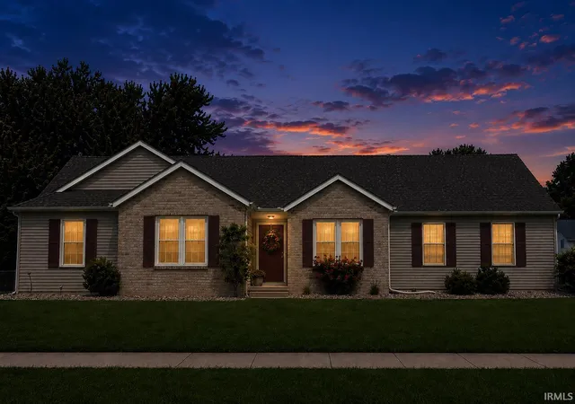 Homes for sale in Granger, IN | 11692 Parke County Cir, Granger, IN 46530 | MLS# 202627706