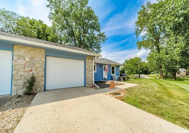 Photo 3 of Condo for sale at 129 Wildwood Blvd, New Castle, IN 47362 | MLS# 202627707 | Listing updated on 2026-09-22