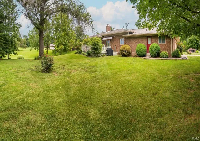 Homes for sale in Evansville, IN | 1834 Sassafrass Dr, Evansville, IN 47712 | MLS# 202627718