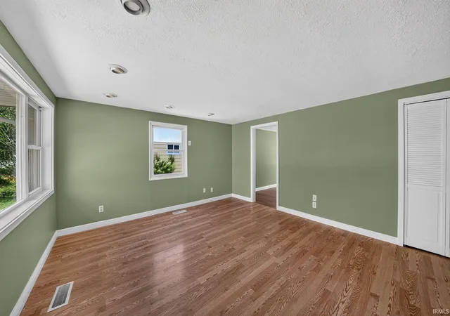 2nd image of 602 W Elm St, New Carlisle, IN 46552 | MLS# 202627721
