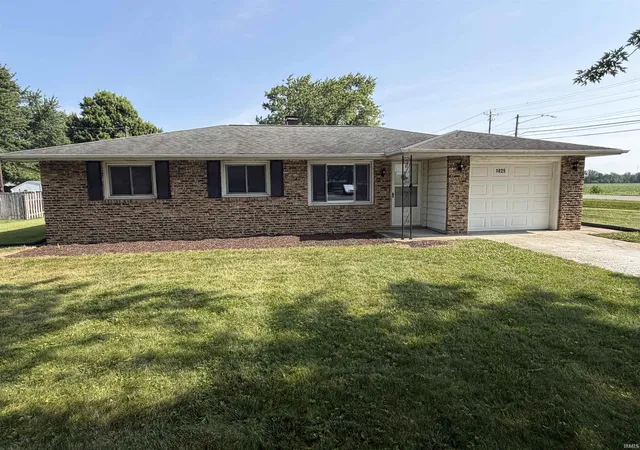2nd image of 1825 Richfield Dr, New Haven, IN 46774 | MLS# 202627724