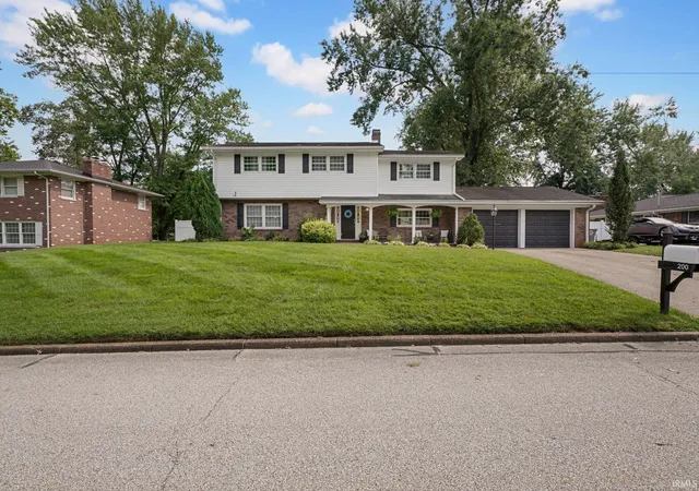 Photo 1 of Sale Pending at 200 Logwood Dr, Evansville, IN 47710 | MLS# 202627729 | Listing updated on 2026-07-13