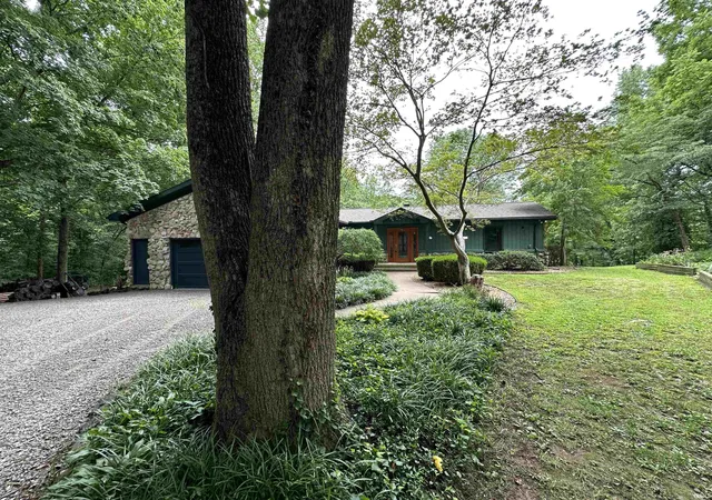 3rd image of 701 Marigold Ct, Evansville, IN 47712 | MLS# 202627730