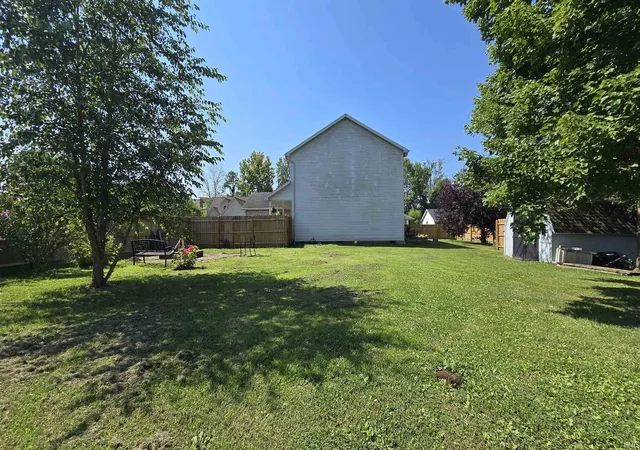 Homes for sale in Evansville, IN | 4100 Clover Dr, Evansville, IN 47711 | MLS# 202627735