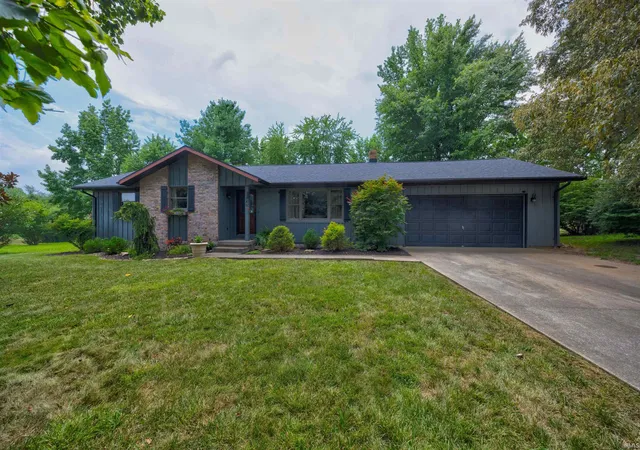 3rd image of 649 W Donder Ln, Santa Claus, IN 47579 | MLS# 202627738