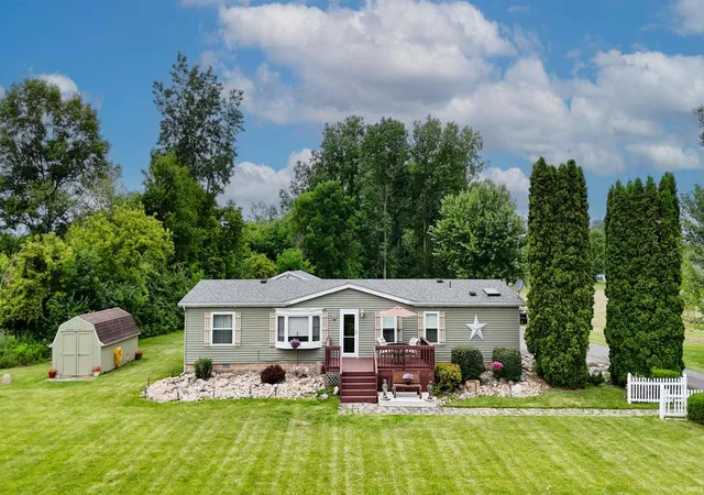 Photo 1 of Manufactured home for sale at 5195 N Old State Rd 102, Columbia City, IN 46725 | MLS# 202627742 | Listing updated on 2026-08-20