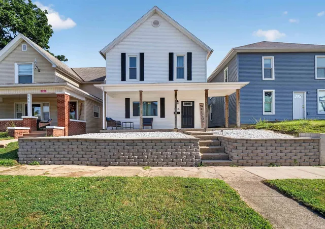 1st image of 514 W King St, Garrett, IN 46738 | MLS# 202627753