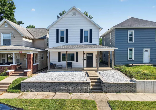 3rd image of 514 W King St, Garrett, IN 46738 | MLS# 202627753