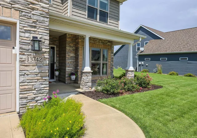 Photo 4 of Sale Pending at 13742 Alicante Way, Fort Wayne, IN 46845 | MLS# 202627757 | Listing updated on 2026-08-30