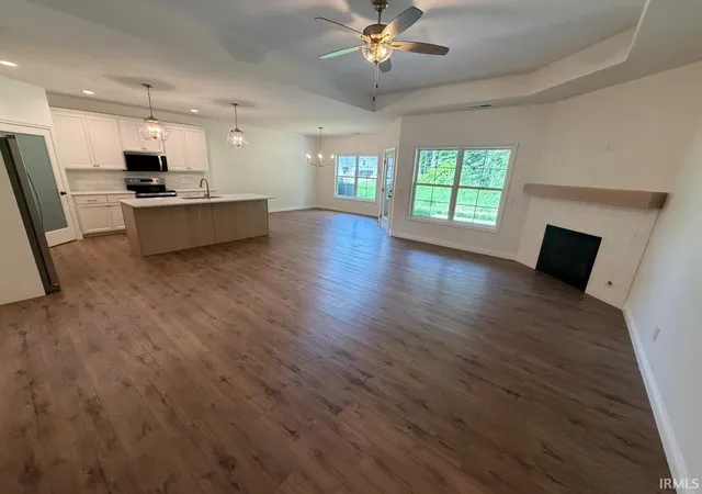 3rd image of 2704 Midora Dr #2, Evansville, IN 47711 | MLS# 202627758