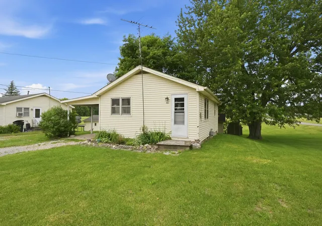 5th image of 40 Ln 275b Turkey Lake, Hudson, IN 46747 | MLS# 202627765