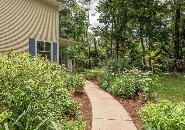 3rd image of 420 N Oak St, Bloomington, IN 47404 | MLS# 202627774