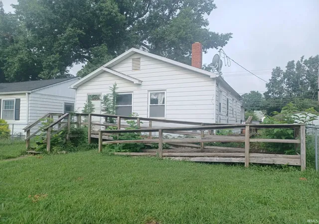 Homes for sale in Evansville, IN | 1213 S Kentucky Ave, Evansville, IN 47714 | MLS# 202627777