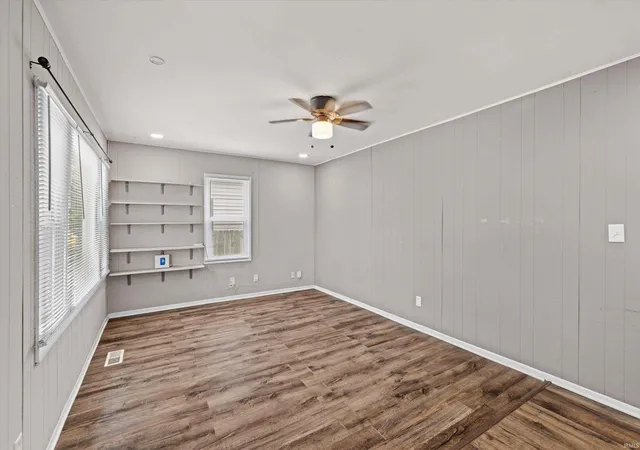 Photo 3 of Manufactured On Land at 5829 N Kerth Ave, Evansville, IN 47711 | MLS# 202627782 | | Sold on 2026-09-18