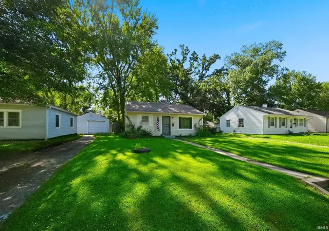 Photo 3 of Sale Pending at 4820 Holton Ave, Fort Wayne, IN 46806 | MLS# 202627788 | Listing updated on 2026-07-14