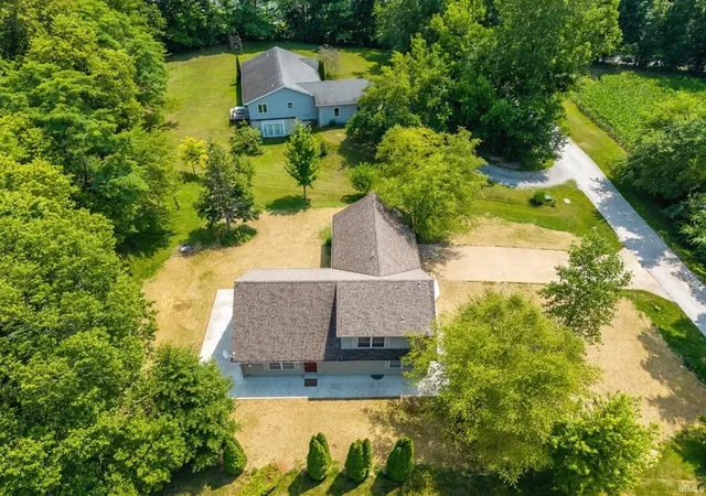 4th image of 1945 E 770 S, Wolcottville, IN 46795 | MLS# 202627790