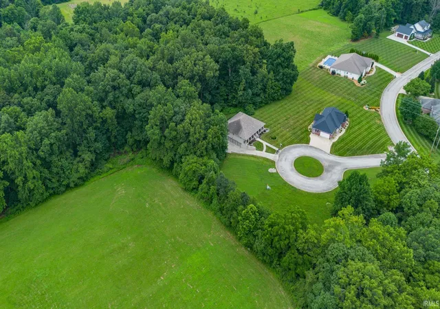 4th image of 409 Crooked Stick Dr, Bedford, IN 47421 | MLS# 202627797