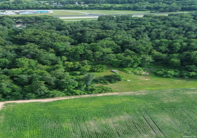 3rd image of 7720 W County Line Rd, Grovertown, IN 46531 | MLS# 202627799