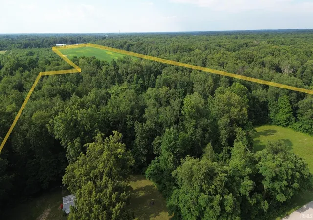 4th image of 7720 W County Line Rd, Grovertown, IN 46531 | MLS# 202627799