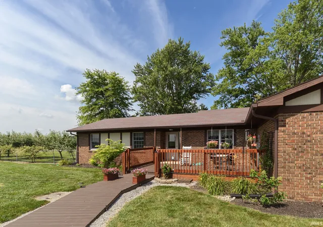 3rd image of 6008 S 400 E, Peru, IN 46970 | MLS# 202627800