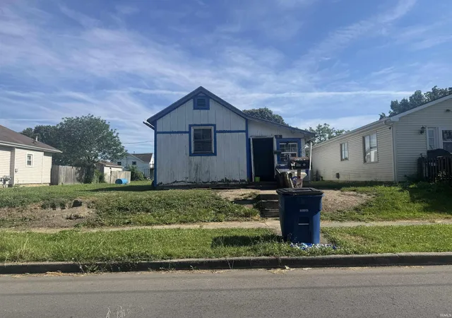 Photo 1 of Manufactured home for sale at 1613 W Jeffras Ave, Marion, IN 46952 | MLS# 202627803 | Listing updated on 2026-07-30