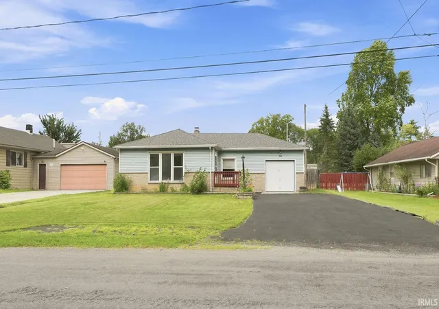 Photo 3 of Manufactured home for sale at 1325 Farwood Ave, Fort Wayne, IN 46816 | MLS# 202627819 | Listing updated on 2026-07-18