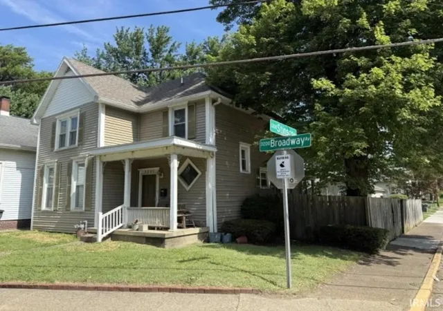 Homes for sale in Evansville, IN | 3205 Broadway Ave, Evansville, IN 47712 | MLS# 202627823