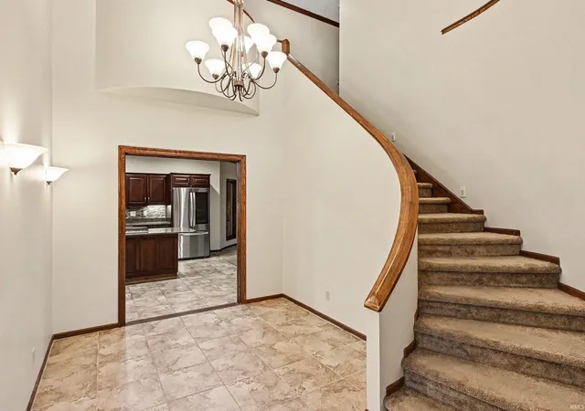 3rd image of 51125 Midlothian Ct, Granger, IN 46530 | MLS# 202627824