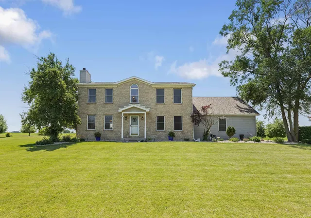 Photo 2 of Sale Pending at 4751 E 531 Drive, Roanoke, IN 46783 | MLS# 202627825 | Listing updated on 2026-07-27