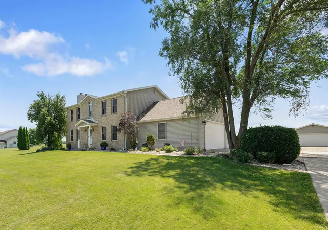 Photo 3 of Sale Pending at 4751 E 531 Drive, Roanoke, IN 46783 | MLS# 202627825 | Listing updated on 2026-07-27