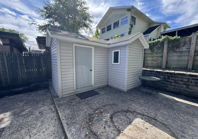 Photo 3 of Manufactured home for sale at 6820 E Harrold Pl, Churubusco, IN 46723 | MLS# 202627832 | Listing updated on 2026-08-28