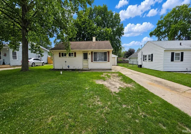 Photo 2 of Sale Pending at 19680 Southland Ave, South Bend, IN 46614 | MLS# 202627834 | Listing updated on 2026-09-16