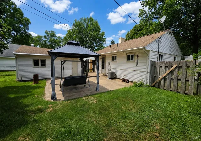 Photo 3 of Sale Pending at 19680 Southland Ave, South Bend, IN 46614 | MLS# 202627834 | Listing updated on 2026-09-16