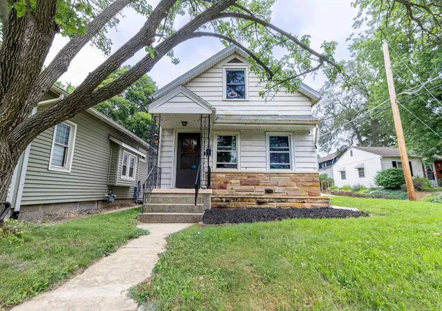 5th image of 915 Delaware Blvd, Fort Wayne, IN 46805 | MLS# 202627849