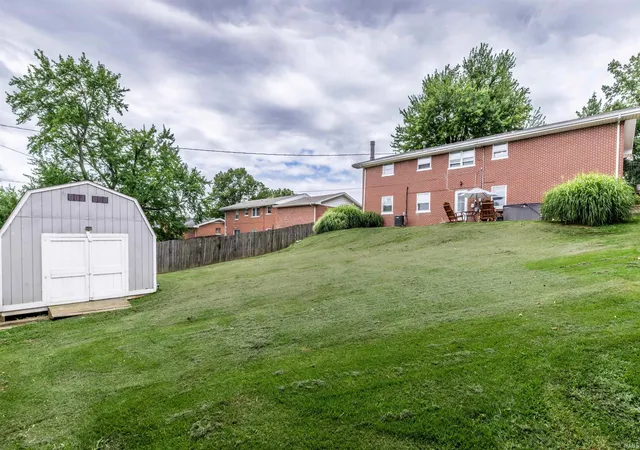 Homes for sale in Evansville, IN | 5901 Ohara Dr, Evansville, IN 47711 | MLS# 202627852