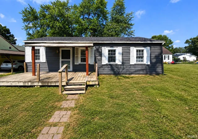 Homes for sale in Muncie, IN | 1601 S Wall Ave, Muncie, IN 47302 | MLS# 202627853