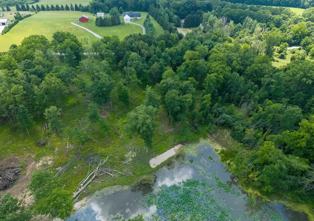 2nd image of 4200 E 850 N Rd, Rome City, IN 46784 | MLS# 202627869