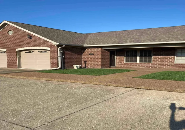 1st image of 3042 Gardenia Dr, Evansville, IN 47715 | MLS# 202627877
