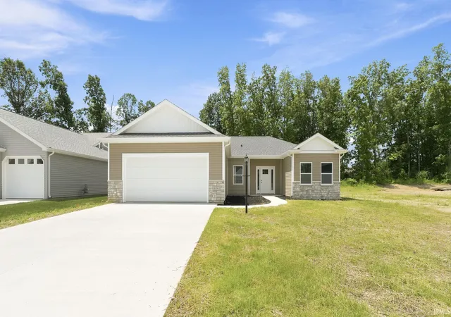 Photo 2 of Sale Pending at 656 S Valley River Dr, Columbia City, IN 46725 | MLS# 202627879 | Listing updated on 2026-07-16