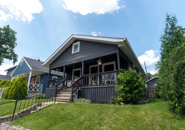 Photo 3 of Sale Pending at 1225 Dodge Ave, Fort Wayne, IN 46805 | MLS# 202627883 | Listing updated on 2026-07-21