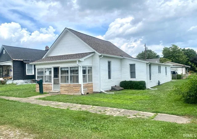 Photo 29 of Manufactured home for sale at 25 N Myra St, Worthington, IN 47471 | MLS# 202627889 | Listing updated on 2026-09-01