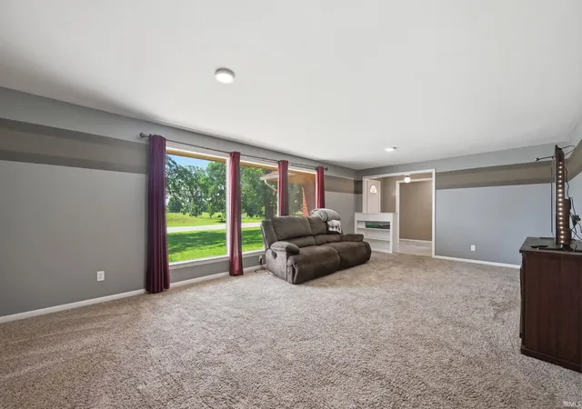 3rd image of 1700 W Water St, Hartford City, IN 47348 | MLS# 202627894