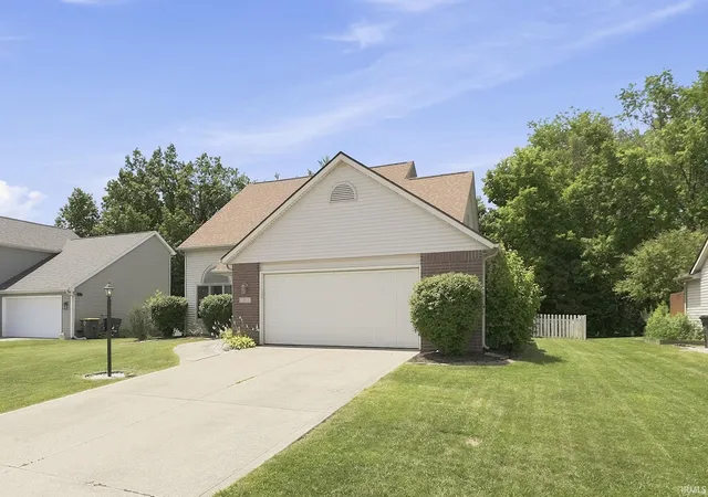 3rd image of 8527 Crosier Ln, Fort Wayne, IN 46825 | MLS# 202627895