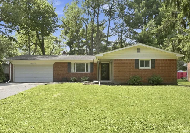 1st image of 187 Shady Lane Dr, Wabash, IN 46992 | MLS# 202627906