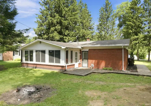 Photo 3 of Manufactured home for sale at 187 Shady Ln Dr, Wabash, IN 46992 | MLS# 202627906 | Listing updated on 2026-09-14