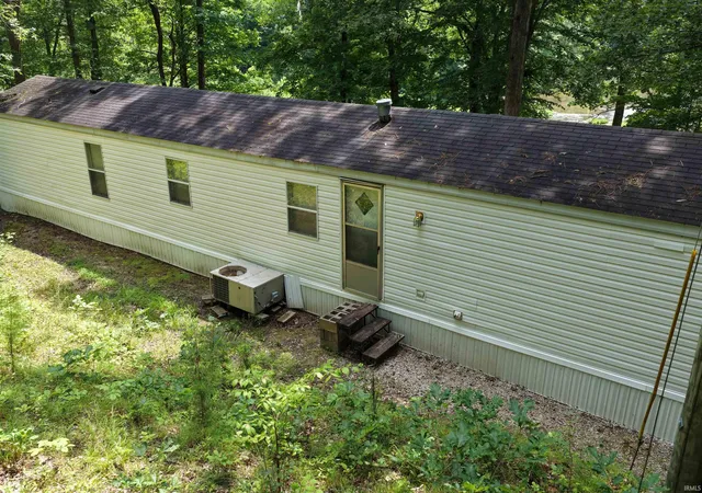 4th image of 488 Dawn Lane, Bedford, IN 47421 | MLS# 202627907