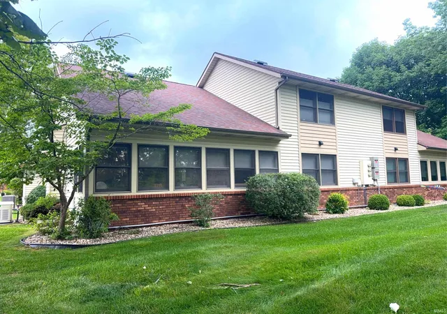 3rd image of 371 Baythorne Dr, Warsaw, IN 46580 | MLS# 202627912
