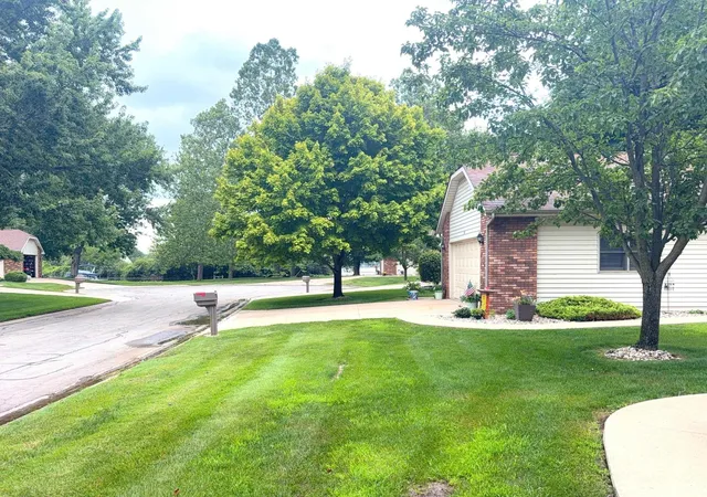 38th image of 371 Baythorne Dr, Warsaw, IN 46580 | MLS# 202627912