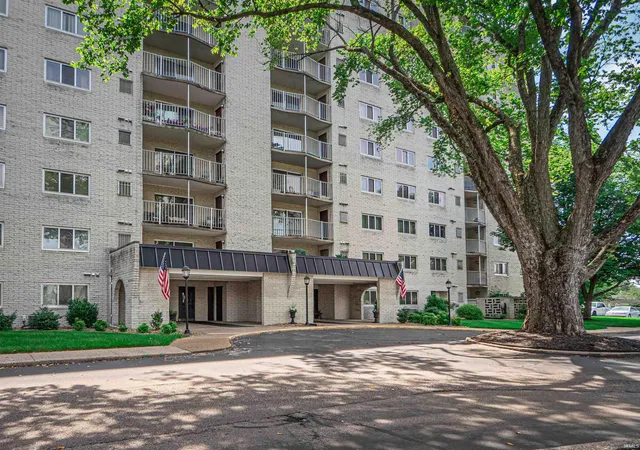 1st image of 600 S Cullen Ave #907, Evansville, IN 47715 | MLS# 202627924