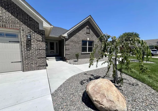 Homes for sale in Monticello, IN | 814 W Washington St, Monticello, IN 47960 | MLS# 202627929